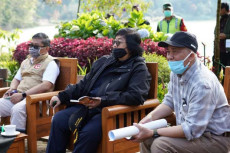Siti Nurbaya: Yakinkan...