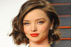 5 Tips Makeup untuk...