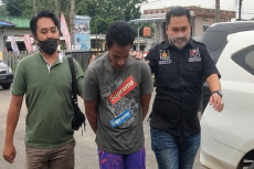 Polisi Tangkap Remaja...