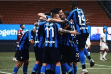 Gebuk Torino 3-1, Inter...