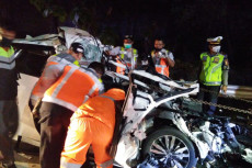 Tabrakan Maut di Tol...