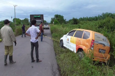 Pecah Ban, Mobil Bank...