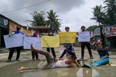 Ada Putri Duyung Tersesat...