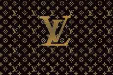 Bukan Paris, Louis Vuitton...
