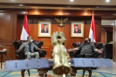Sajikan Sains dari Sudut...