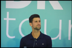 Djokovic Isyaratkan...