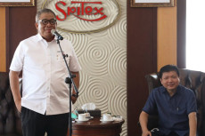 Produksi Tas Bantuan...