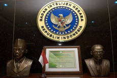 BIN di Bawah Presiden,...