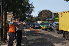 Imbas Proyek Flyover,...
