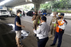 Masyarakat di Zona Merah...