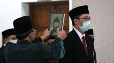 Busrul Iman Resmi Jabat...