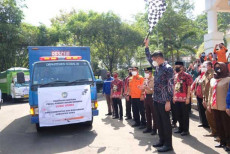 Peduli Lutra, Masyarakat...
