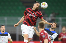 Tahan Milan, Atalanta...