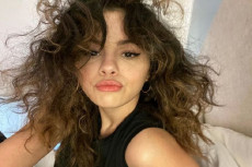 Selena Gomez Galang...