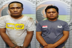 Dua Tersangka Pengedar...