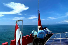 Kopaska Kibarkan Bendera...