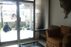 Rumah Pengurus Diteror...