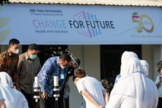 Ucapkan Terima Kasih,...