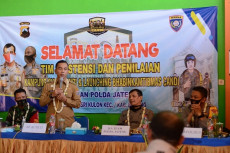 14 Keluarga di Batang...