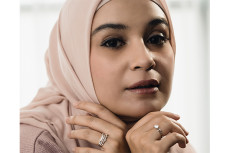 Hala Gold dan Shireen...