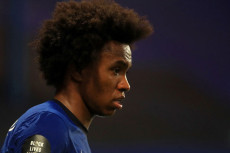 Willian Dapat Tawaran...