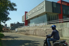 Jalan Warga dan Sungai...