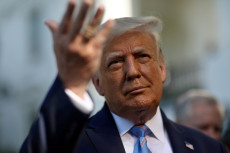 Trump Mengaku Tak Paham...