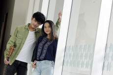 Gandeng Raissa, Arash...