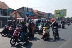 Arus Balik Idul Adha,...