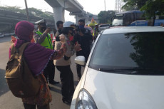 Jumlah Pelanggar Aturan...