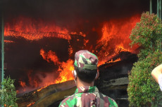 Siang Bolong Kebakaran...