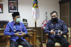 Digitalisasi Pertanian,...