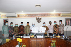 Pemkot Bengkulu-Pemkab...