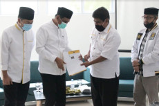 Resmi Beri Rekomendasi,...