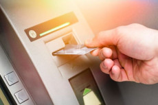 Ntap! ATM BCA Kini Bisa...