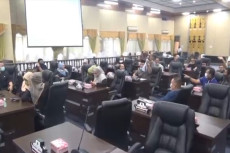 Samakan Tatib Dewan...