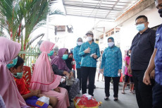 PKK Sumsel Gebrak Masker...