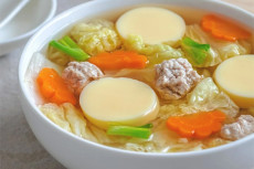 Sup Tahu Bola-Bola Daging...