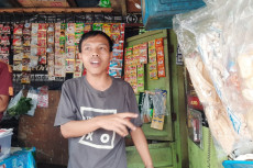 Rampok Bersenjata Tajam...