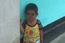 Pria Berumur 21 Tahun...