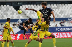 Kehilangan Pemain, Bordeaux...