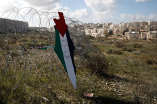 Iran: Palestina Terbakar...