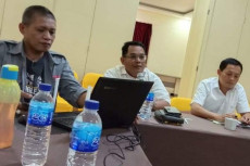 Penambang Emas Liar...