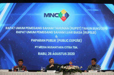 Gelar RUPS, MNC Rombak...