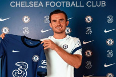 Tinggalkan Leicester,...