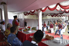 Lewat Kampung Inklusi,...
