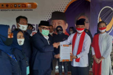 Pilkada Tangsel, Muhamad...
