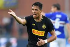 Alexis Sanches Menyesal...