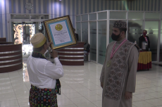 Belasan Ribu Warga Kota...
