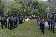 Ini Standar Pengamanan...